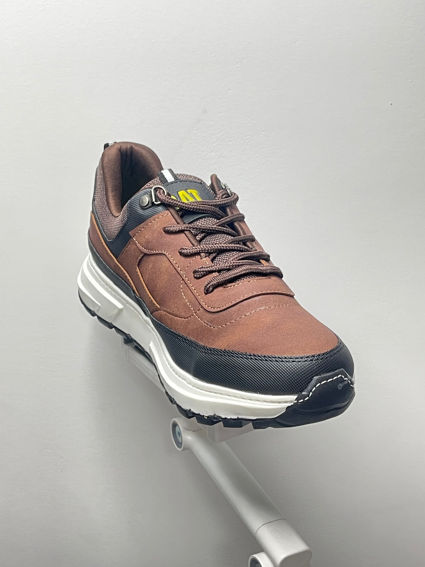 👟 Tenis CAT Deportivos para Hombre – Resistencia y Estilo en Cada Paso 💪🔥