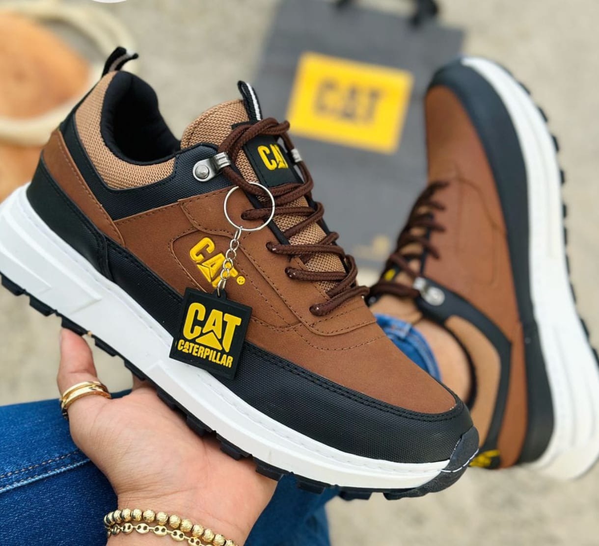 👟 Tenis CAT Deportivos para Hombre – Resistencia y Estilo en Cada Paso 💪🔥